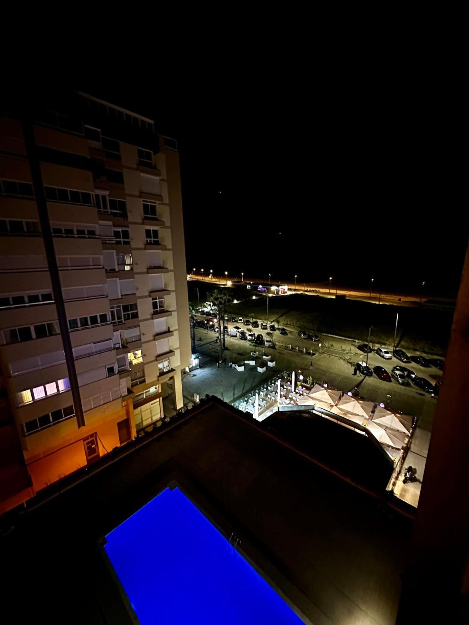 Front Beach Costa Caparica Lisbon Коста да Капарика Екстериор снимка