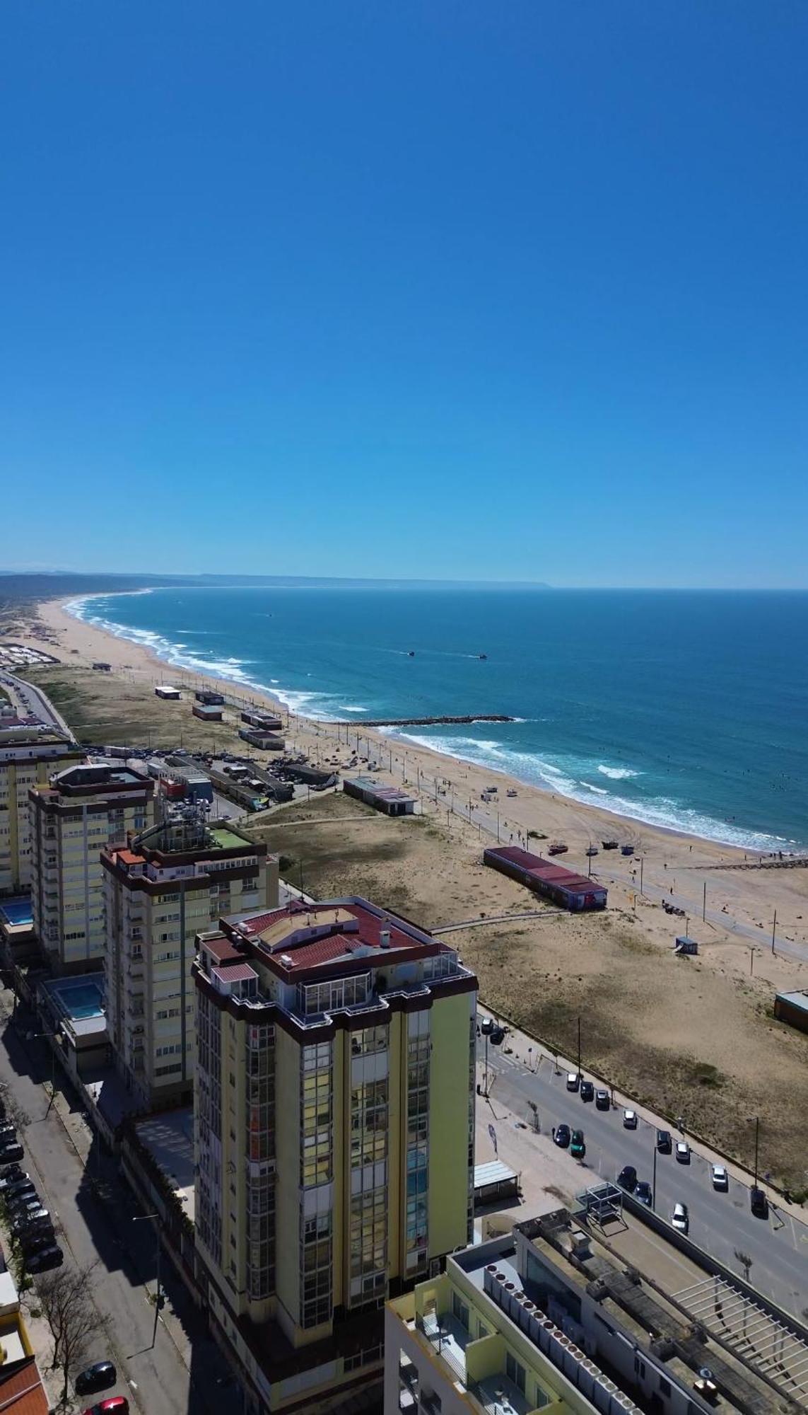 Front Beach Costa Caparica Lisbon Коста да Капарика Екстериор снимка